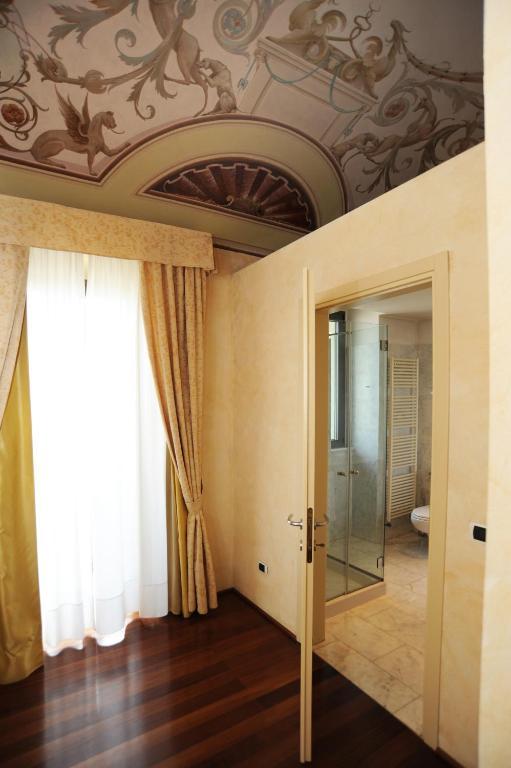 Dimora Del Barone Ξενοδοχείο Romagnano Sesia Δωμάτιο φωτογραφία