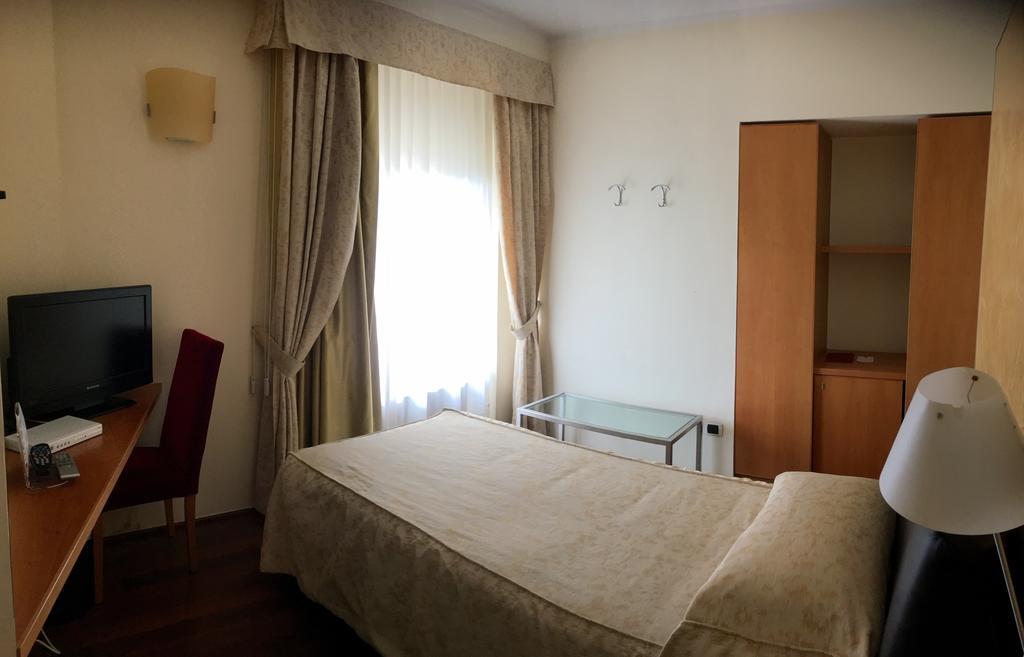 Dimora Del Barone Ξενοδοχείο Romagnano Sesia Εξωτερικό φωτογραφία